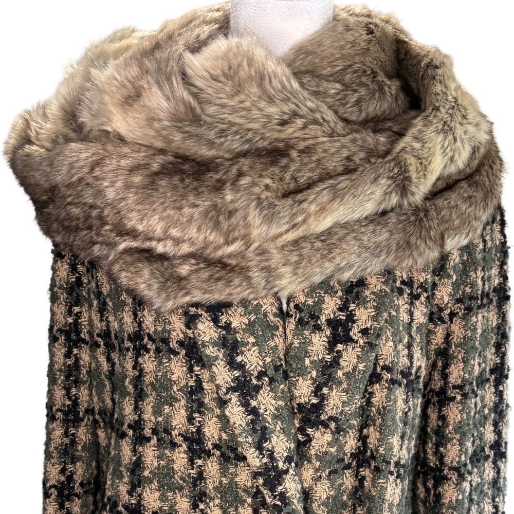 Du Monde Upcoming Oversized Faux Fur Scarf